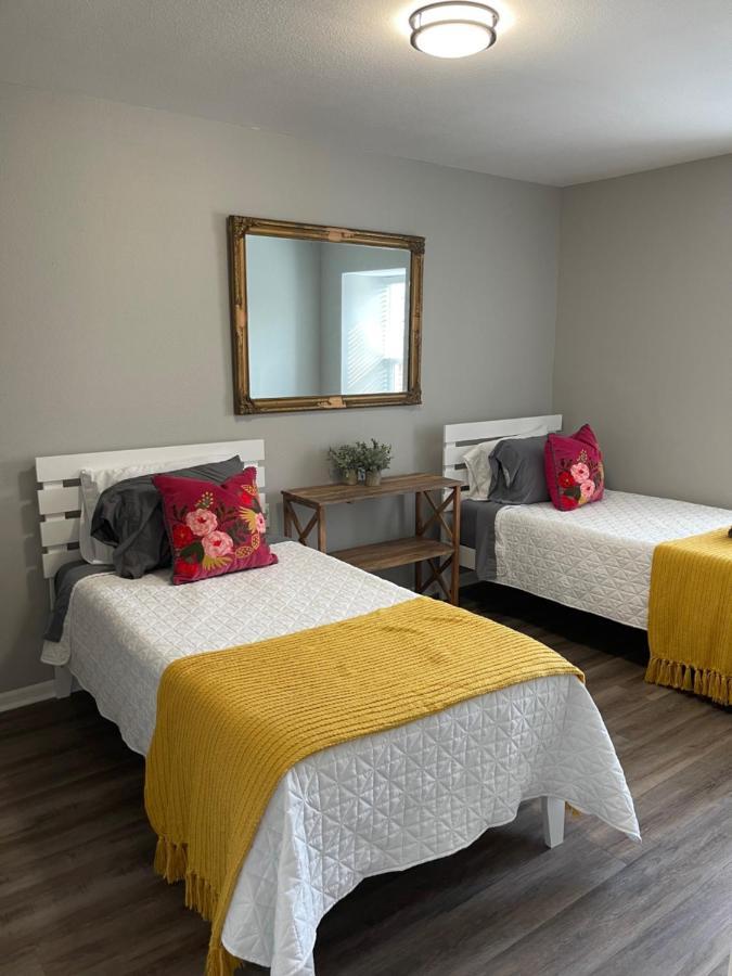 The Deannie Apt #6 - Simple And Homey 2Bd W/ Wifi Hamilton Екстериор снимка